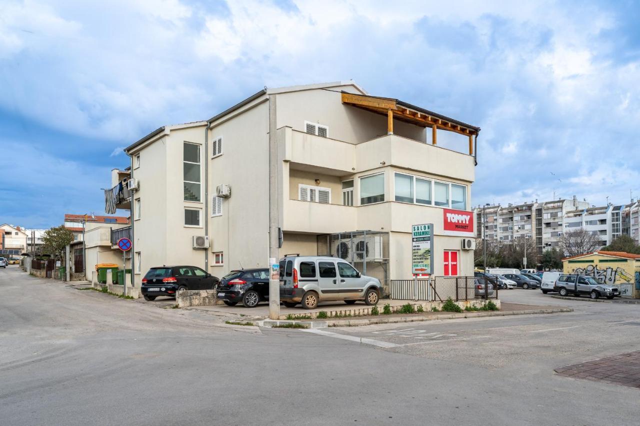Elegant Two Bedroom Apartment Ζαντάρ Εξωτερικό φωτογραφία